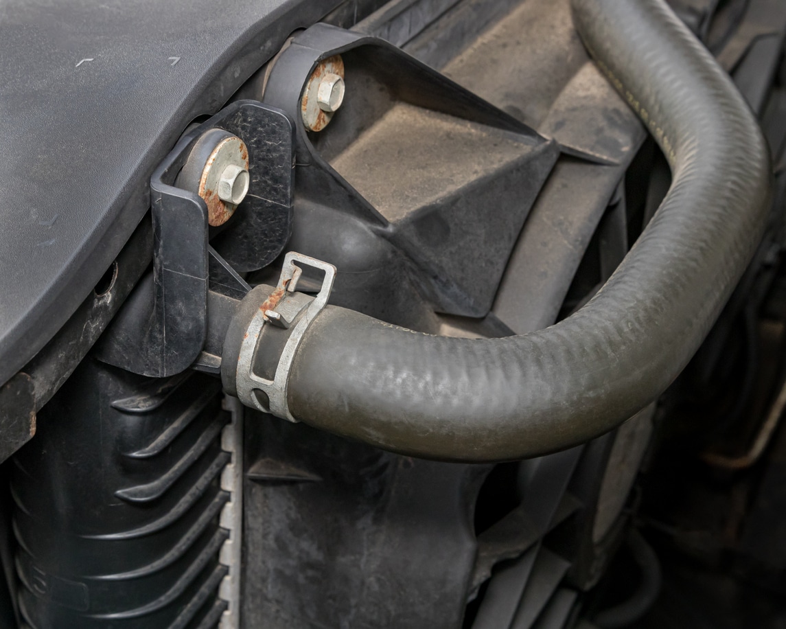 Identifying Issues with Your Car Radiator Hose Holts