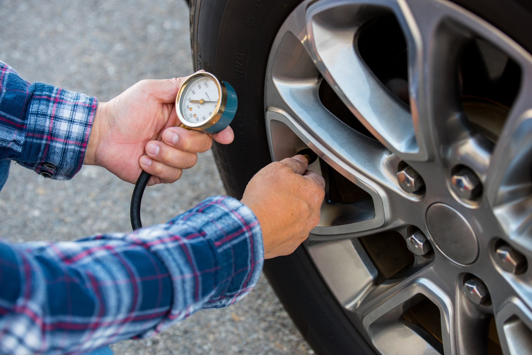 How to Check Your Tyre Pressure and Other Tyre Maintenance Tips