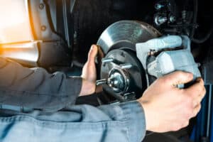 Death Wobbles and What To Do if Your Car Has One Holts