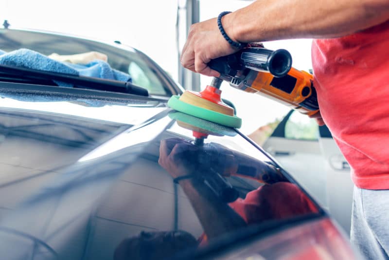 polishing car